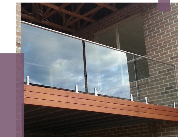 Стеклянные парапеты на крыше и террасе в Сибае от 11561 руб. | ПРОЛЁТ-Сба